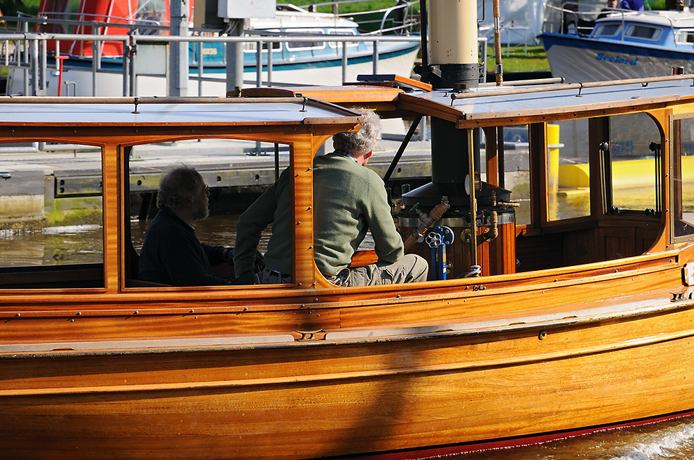 Also, wat is en Dampfmaschin?