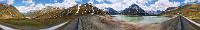 Auf der Grenze  Quasi genau drauf, denn auf diesem Weg entlang des östlichen Teils des Silvretta-Stausees verläuft die Trennung zwischen den Bundesländern Vorarlberg und Tirol. Leider war der See nur marginal gefüllt, was aber vielleicht auch mal ganz interessant ist, präsentiert er sich sonst doch meist randvoll.  360° Freihand Pano aus 14 Hochkant Aufnahmen
