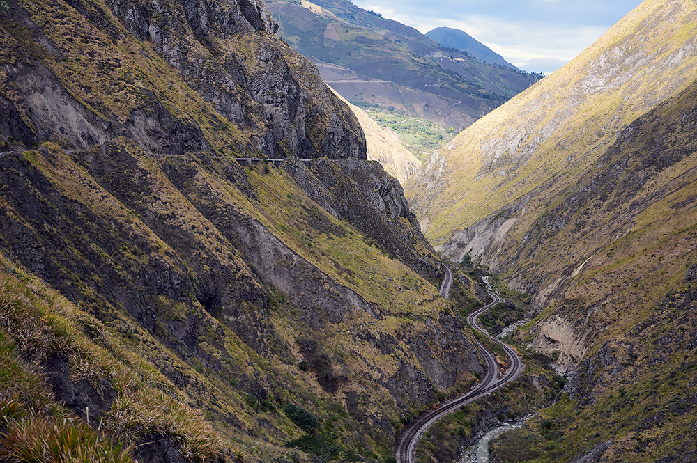 Vor imposanter Kulisse