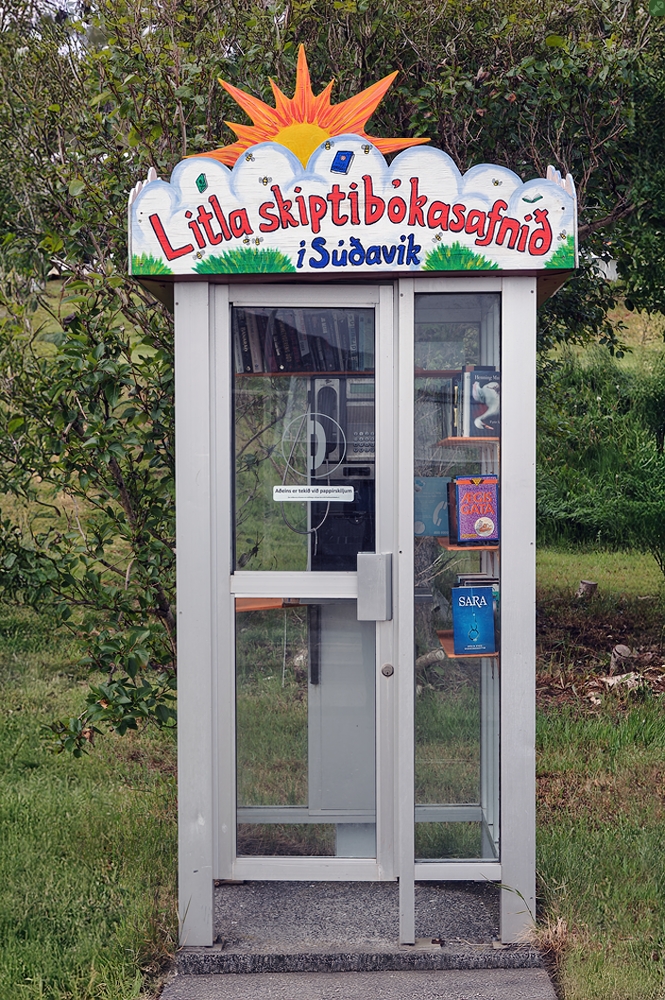 Es gibt sogar Henning Mankell!