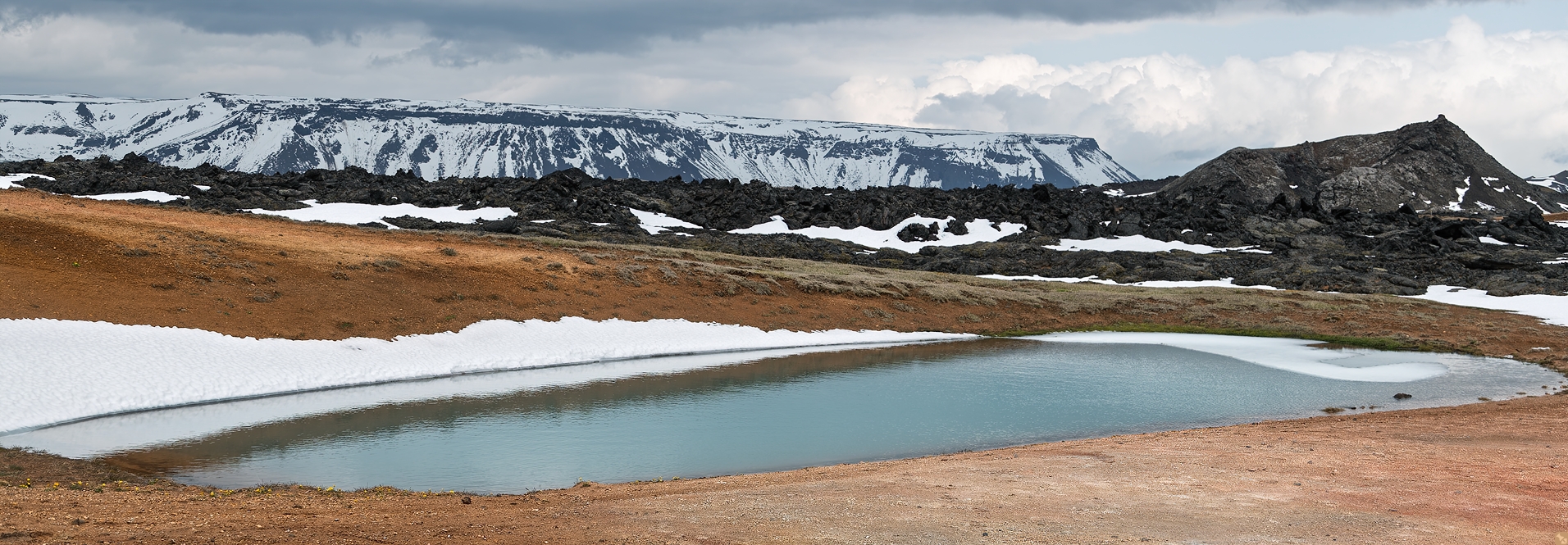 Schwarz, weiß, rot und grün