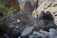 Bis hier hin...  ...und nicht weiter, ging es mit der Pattexsohle. Glücklicherweise waren wir vorbereitet und nachdem die kaputten Stiefel den Platz im Rucksack mit den wegen fehlender Knöchelabstützung nicht ganz so optimalen Halbschuhen getauscht hatten, konnte uns nur noch das Geröll von oben gefährlich werden.